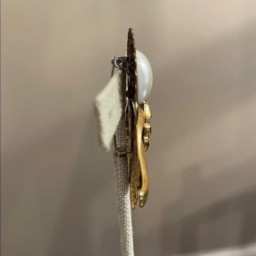 Vintage Gold-tone Angel Wing Brooch with Pearl Accent